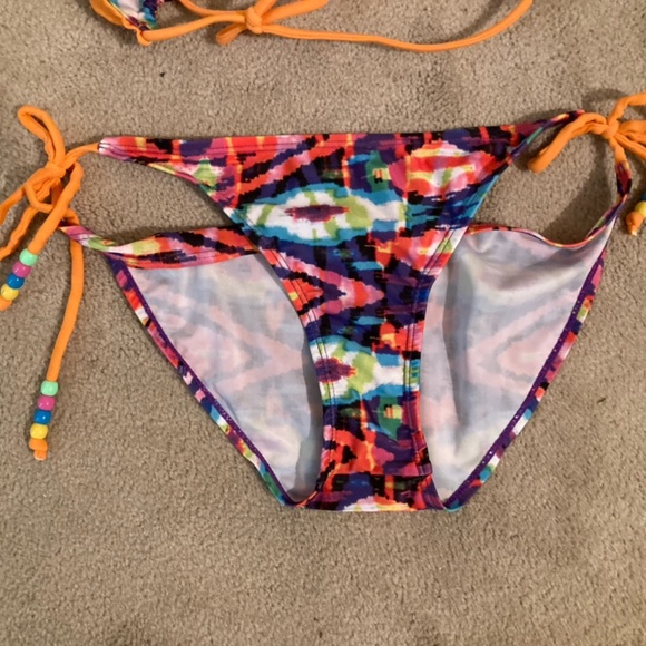 Maui Bikini Multicolored Multi Beads Ties 2 Pc Swimsuit - Picture 4 of 8